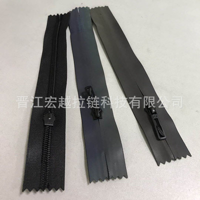 5號(hào)與3號(hào)尼龍拉鏈 從韓版設(shè)計(jì)到防水印花，一站式定制解決方案